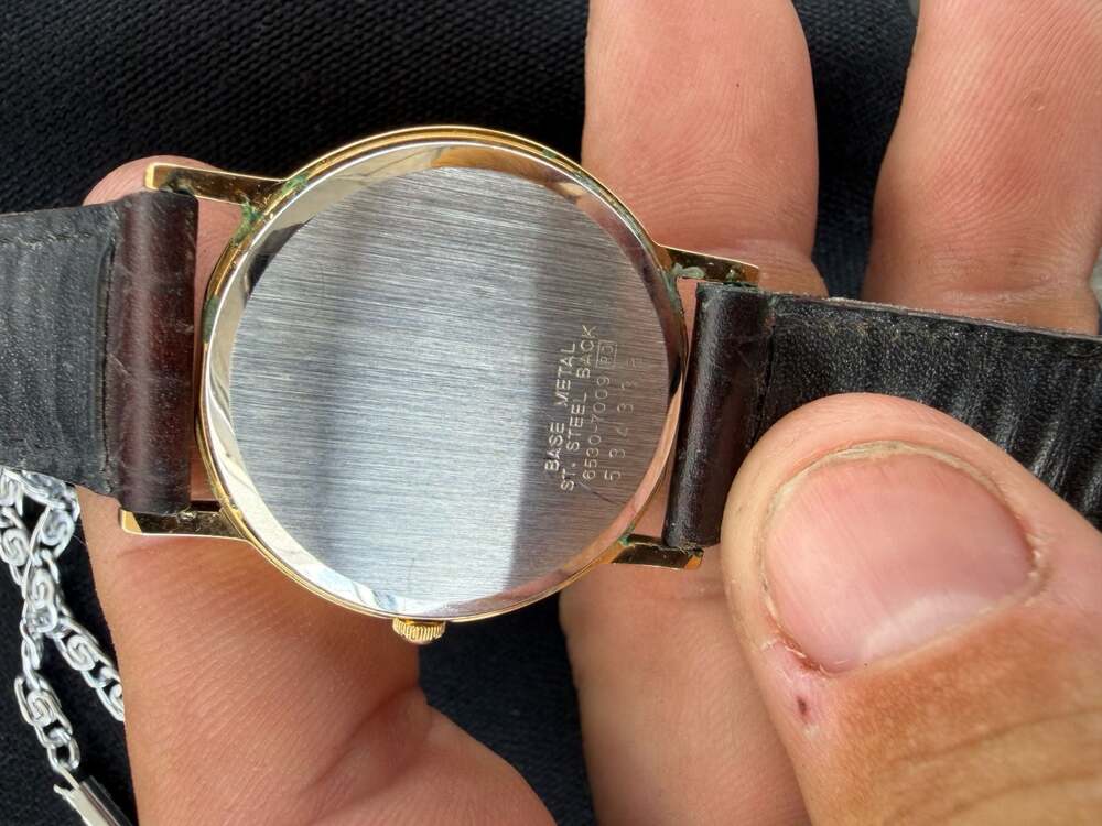Vintage Seiko Quartz 6530-7009 Gold-Tone Dress Watch with Diamond Marker - Picture 5 of 5